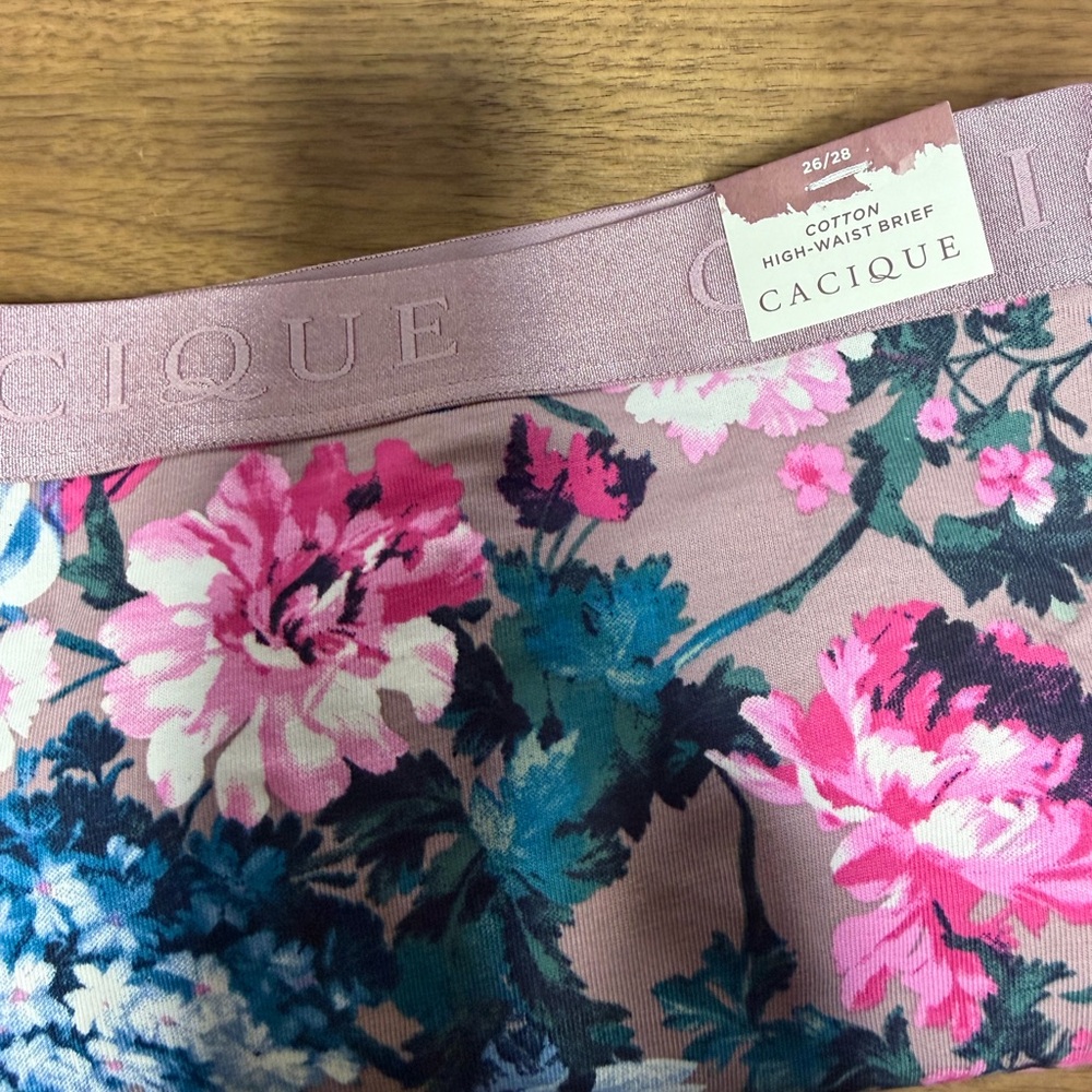 Cacique Floral High-Waist Brief Size 26/28